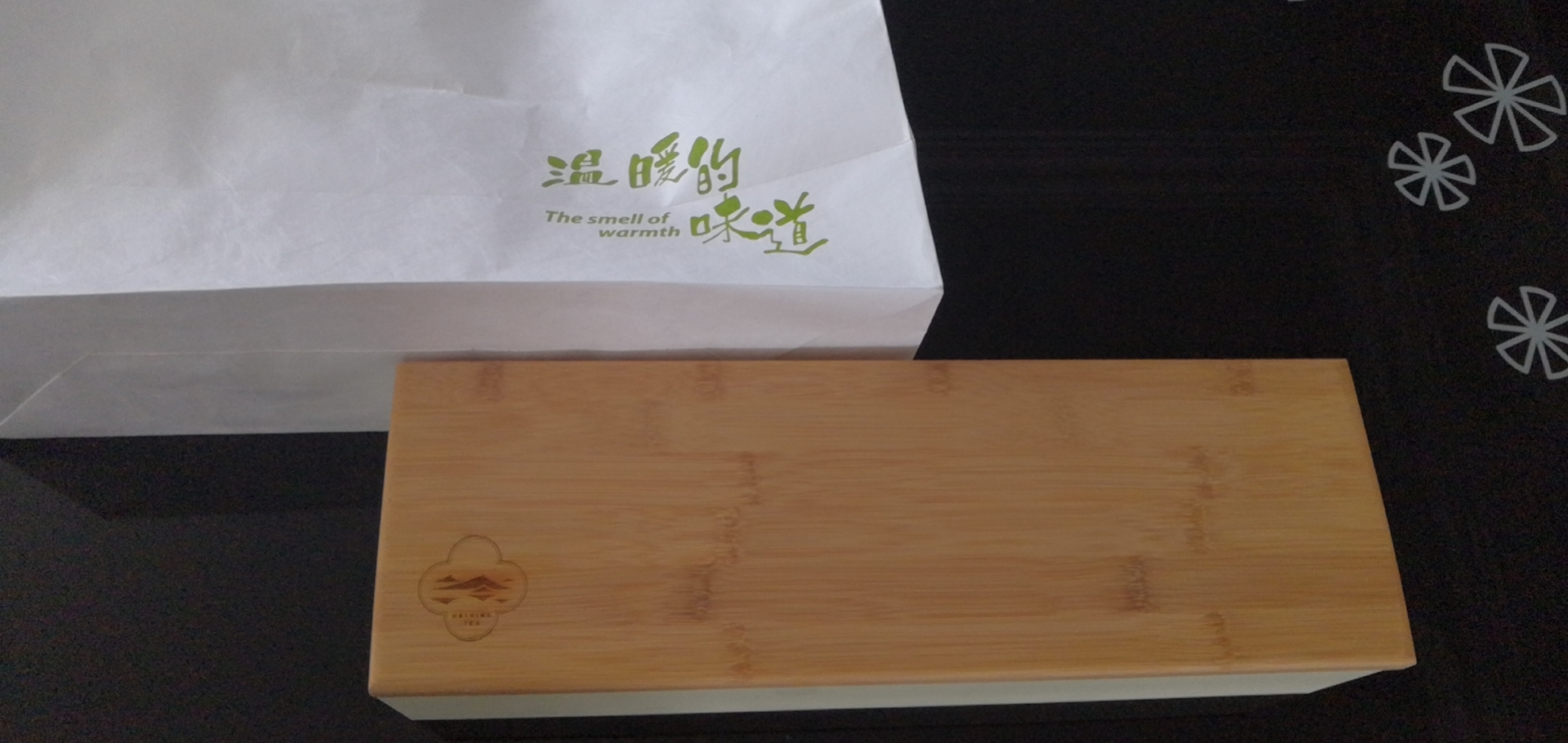HAIQING TEA温暖的味道